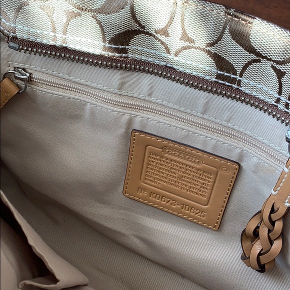 Coach Handbag - Picture 5 of 8